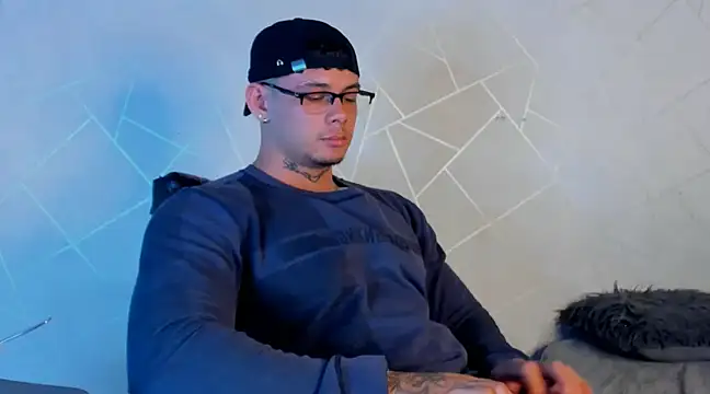 NoahhBrown online show from 21, 1, 2025