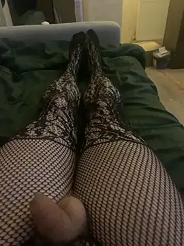 footsy35 online show from 17, 4, 2026