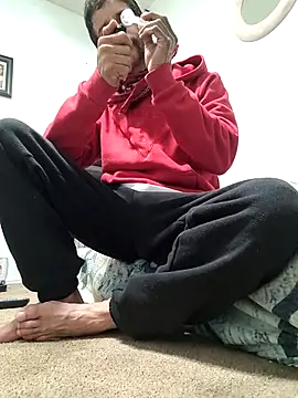 Snapshot of LongDickZee562 chatting on 9, 11, 2025 LongDickZee562 online show from 9, 11, 2025