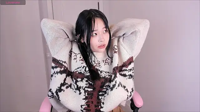 hee young11 online show from 11, 12, 2024