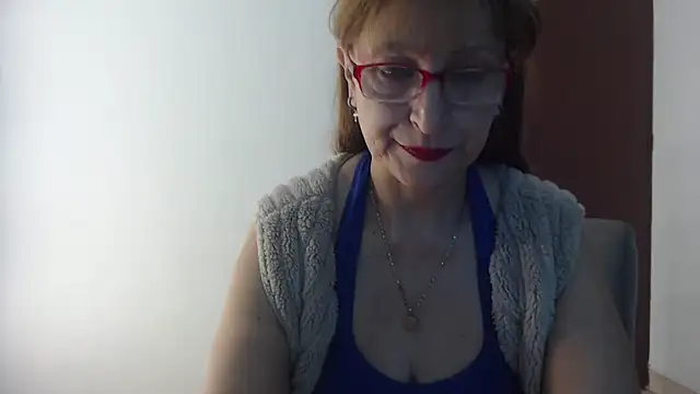 Lilly macflyy online show from 29, 10, 2025