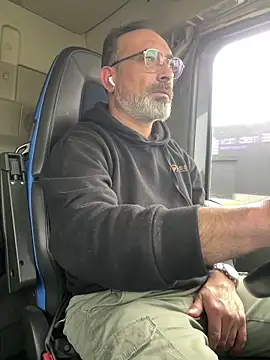 Snapshot of dzhakar chatting on 23, 10, 2025 dzhakar online show from 23, 10, 2025