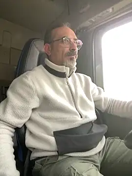 Snapshot of dzhakar chatting on 22, 11, 2025 dzhakar online show from 22, 11, 2025