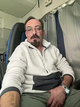 Snapshot of dzhakar chatting on 3, 12, 2025 dzhakar online show from 3, 12, 2025