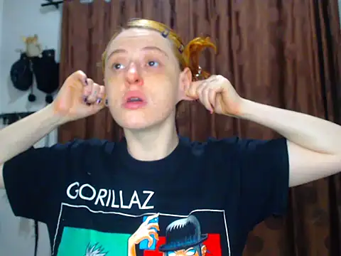 Snapshot of Redhead_incandy chatting on 20, 6, 2026 Redhead incandy online show from 20, 6, 2026