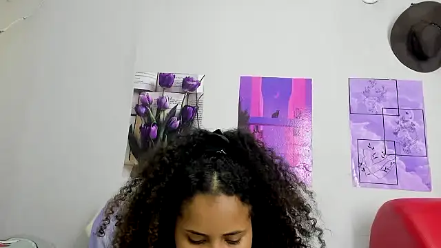 Snapshot of makena18 chatting on 26, 12, 2024 makena18 online show from 26, 12, 2024