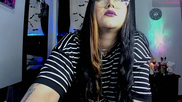 Snapshot of Nat_chubbygoth chatting on 12, 2, 2025 Nat chubbygoth online show from 12, 2, 2025
