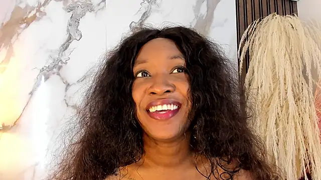 aidaadams online show from 13, 2, 2025