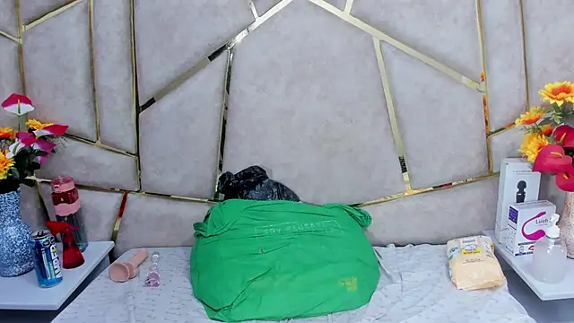 Kloe Candy1 online show from 31, 1, 2025