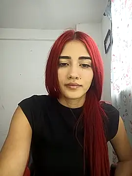 Snapshot of karol_cortes_18 chatting on 17, 3, 2025 karol cortes 18 online show from 17, 3, 2025