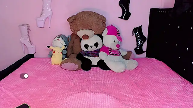 Ciinamonloren online show from 21, 3, 2025