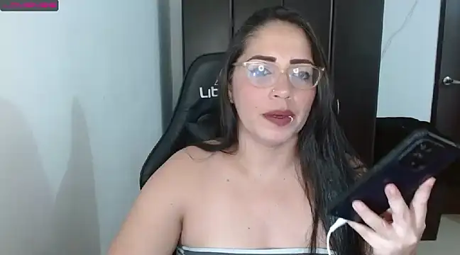 natashasmithe online show from 10, 12, 2024