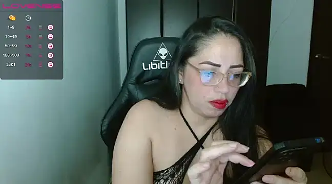 natashasmithe online show from 10, 12, 2024