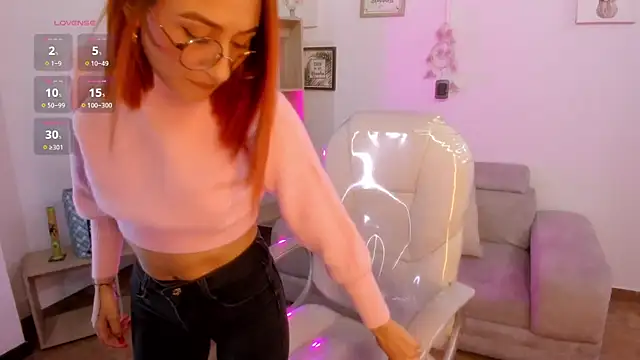 Snapshot of Tiarha chatting on 9, 1, 2025 Tiarha online show from 9, 1, 2025