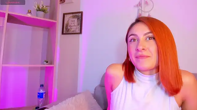 Snapshot of Tiarha chatting on 11, 1, 2025 Tiarha online show from 11, 1, 2025