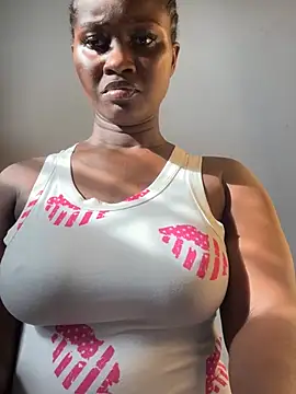 Snapshot of t-Booty_risky_ chatting on 24, 2, 2025 t-Booty risky  online show from 24, 2, 2025