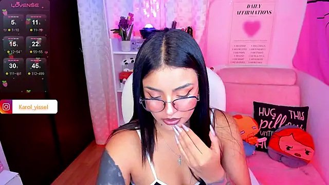 Hinataw33d01 online show from 15, 1, 2025