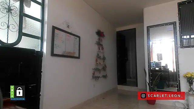 Snapshot of Scarletleon77 chatting on 8, 1, 2026 Scarletleon77 online show from 8, 1, 2026