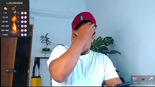 yosoy enzo2020 online show from 11, 1, 2025