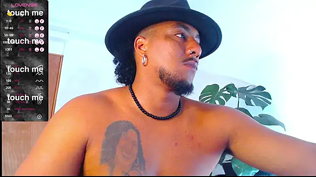 yosoy enzo2020 online show from 23, 2, 2025