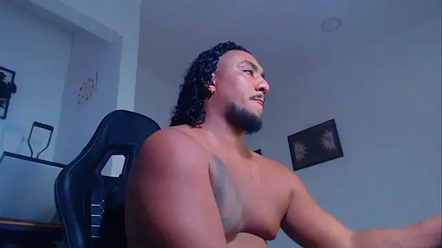 Snapshot of yosoy_enzo2020 chatting on 21, 7, 2026 yosoy enzo2020 online show from 21, 7, 2026