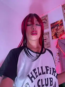 Snapshot of Hot_sophie_ chatting on 25, 5, 2026 Hot sophie online show from 25, 5, 2026