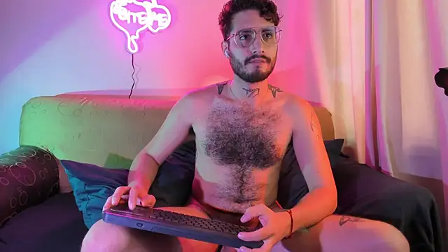 axel giracr online show from 25, 11, 2025