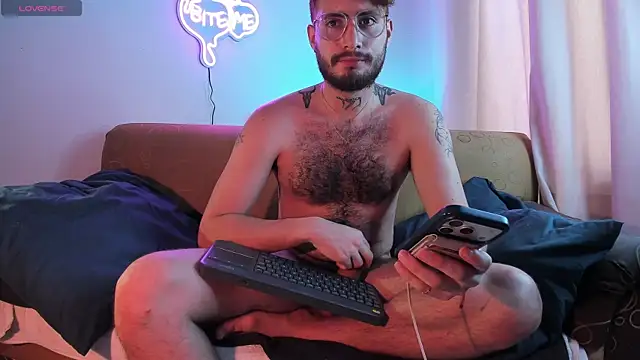 axel giracr online show from 15, 12, 2025