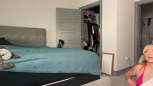 ElenaErickson online show from 2, 12, 2024