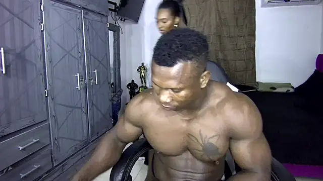 Snapshot of MedellinBlackx chatting on 1, 10, 2025 MedellinBlackx online show from 1, 10, 2025