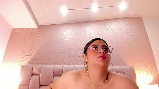 Snapshot of Emilyboobss chatting on 27, 1, 2025 Emilyboobss online show from 27, 1, 2025