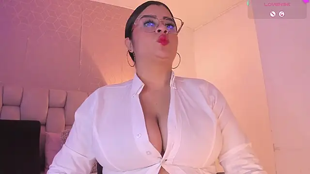 Snapshot of Emilyboobss chatting on 21, 2, 2025 Emilyboobss online show from 21, 2, 2025