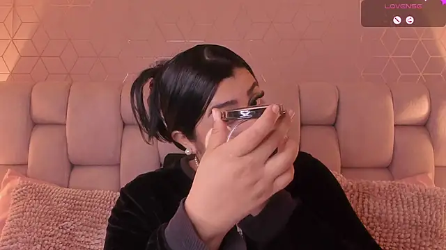 Snapshot of Emilyboobss chatting on 7, 3, 2025 Emilyboobss online show from 7, 3, 2025