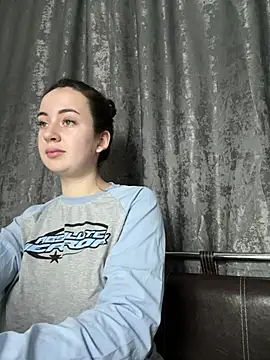 SweetieKendl online show from 28, 12, 2024