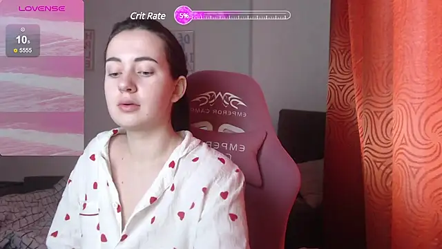 SweetieKendl online show from 26, 2, 2025