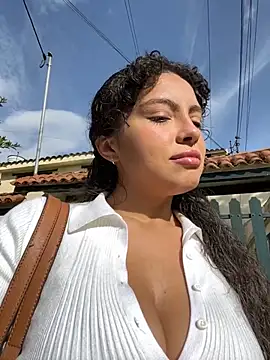 Nathcurly  online show from 4, 1, 2025