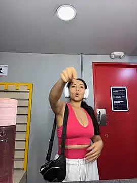 Nathcurly  online show from 5, 3, 2025