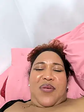 Snapshot of debboraWagner chatting on 23, 2, 2025 debboraWagner online show from 23, 2, 2025