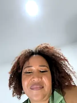 Snapshot of debboraWagner chatting on 12, 3, 2025 debboraWagner online show from 12, 3, 2025