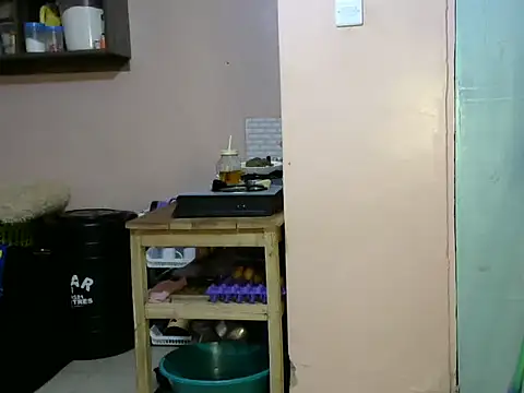 slender-qwene online show from 17, 11, 2025