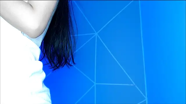 Snapshot of lilylouisee chatting on 15, 5, 2026 lilylouisee online show from 15, 5, 2026