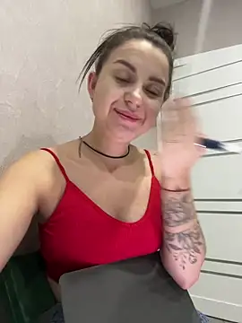 Snapshot of ellie_ssexy chatting on 13, 12, 2024 ellie ssexy online show from 13, 12, 2024