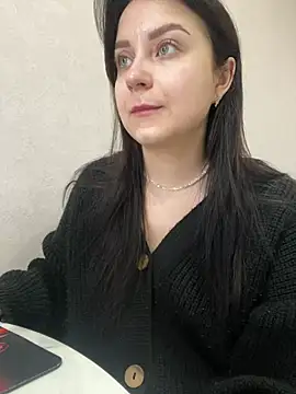 Snapshot of ellie_ssexy chatting on 7, 3, 2025 ellie ssexy online show from 7, 3, 2025