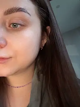 Snapshot of ellie_ssexy chatting on 29, 10, 2025 ellie ssexy online show from 29, 10, 2025