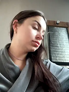 Snapshot of ellie_ssexy chatting on 30, 10, 2025 ellie ssexy online show from 30, 10, 2025