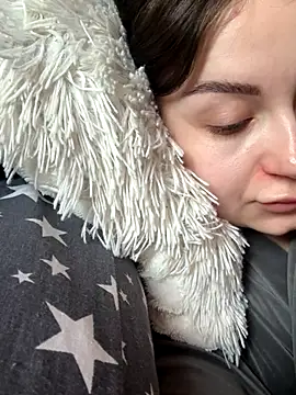 Snapshot of ellie_ssexy chatting on 9, 11, 2025 ellie ssexy online show from 9, 11, 2025