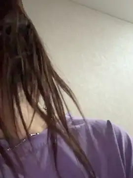 Snapshot of ellie_ssexy chatting on 15, 11, 2025 ellie ssexy online show from 15, 11, 2025