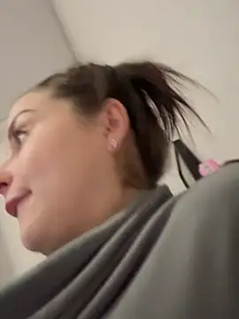 ellie ssexy online show from 17, 1, 2026