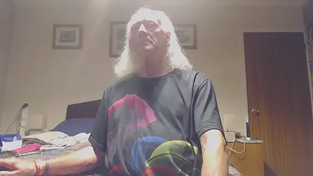 WaverlyKernow online show from 7, 4, 2026