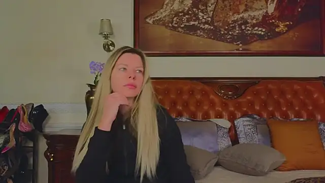 Real Tini online show from 23, 2, 2026